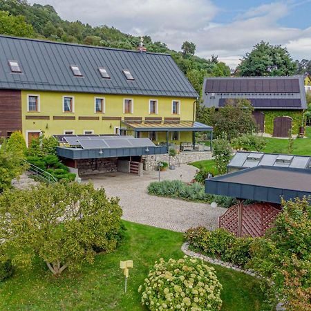 Dom Ogrodnika Appartement Jezow Sudecki Buitenkant foto