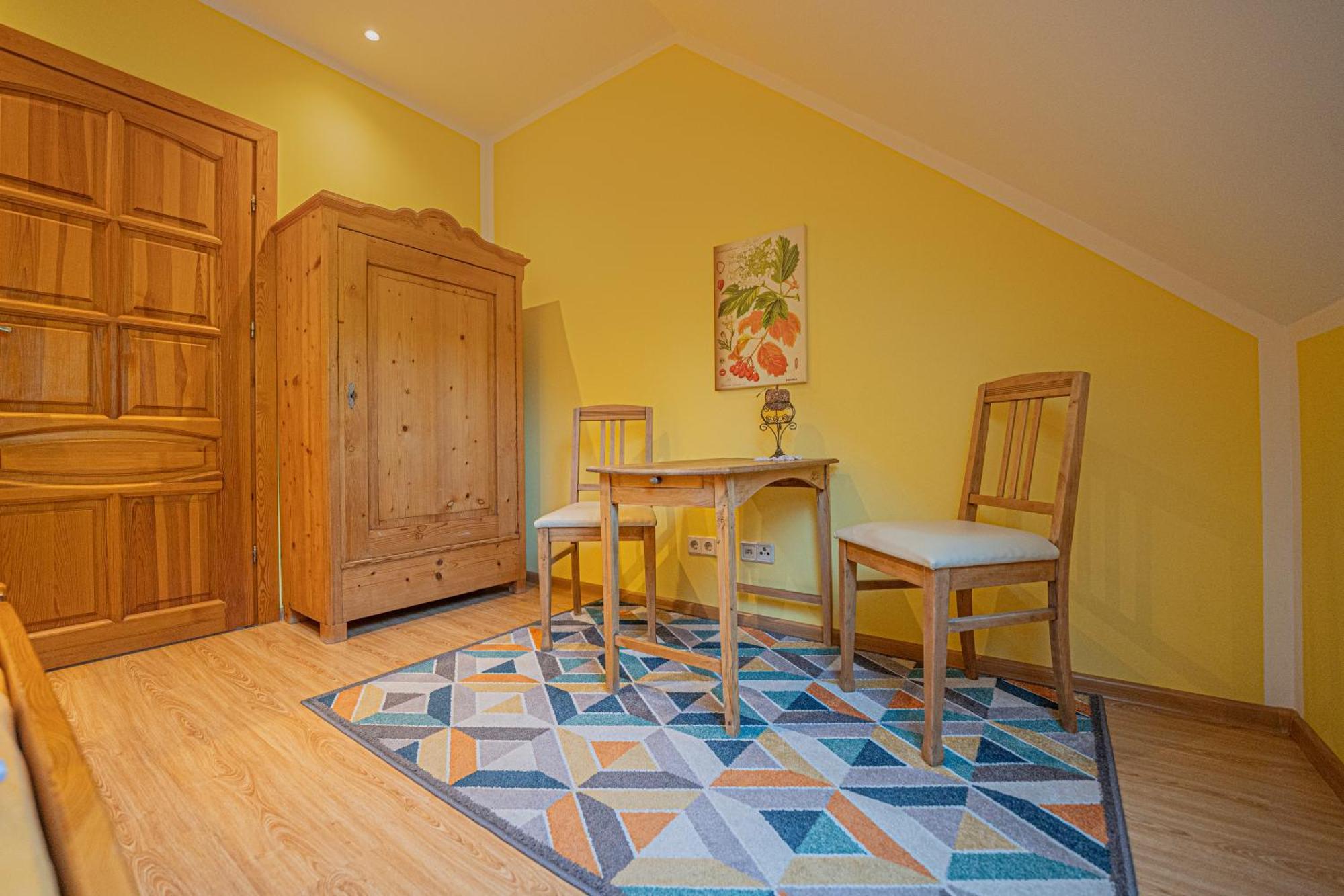Dom Ogrodnika Appartement Jezow Sudecki Buitenkant foto