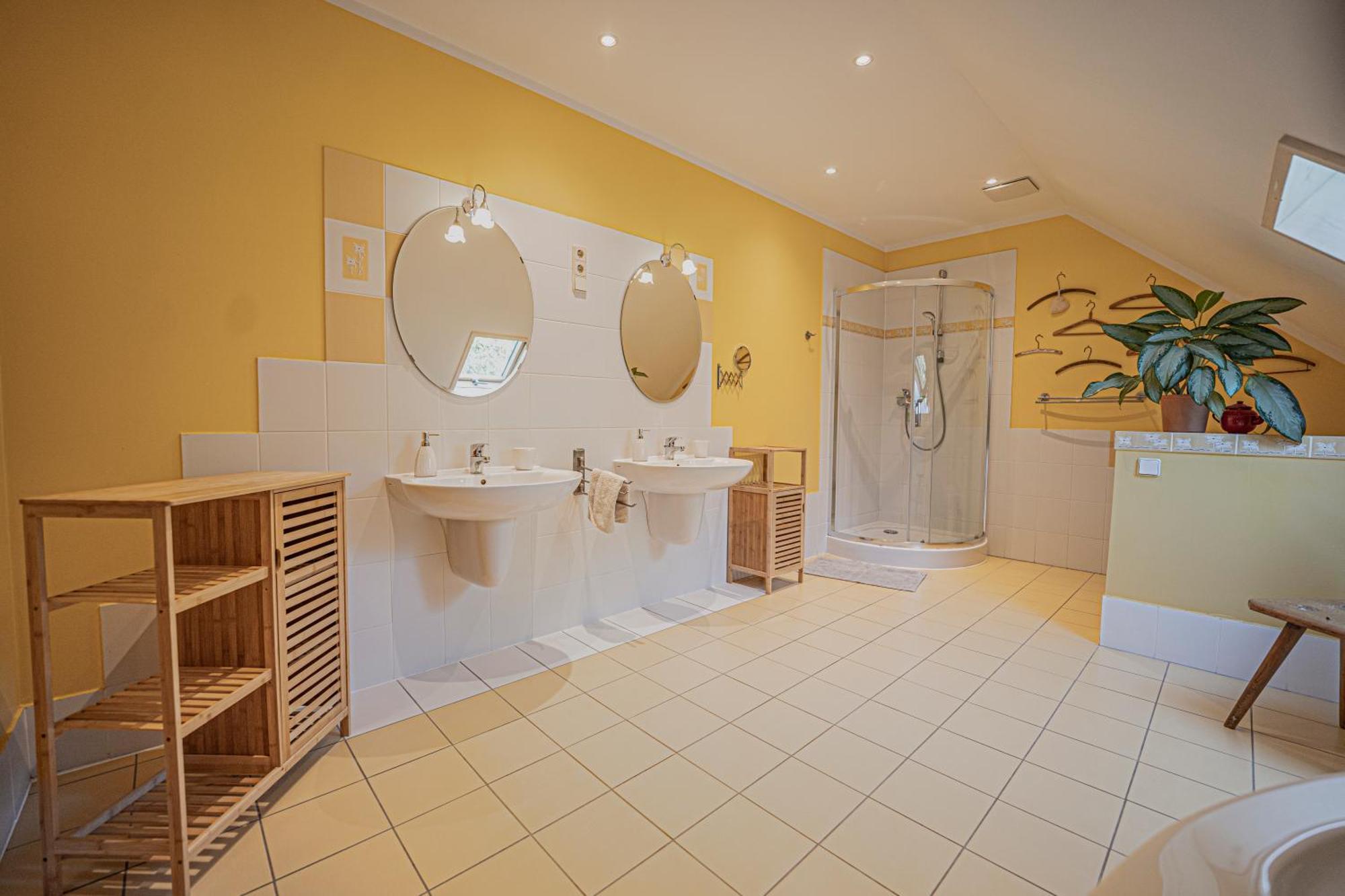 Dom Ogrodnika Appartement Jezow Sudecki Buitenkant foto