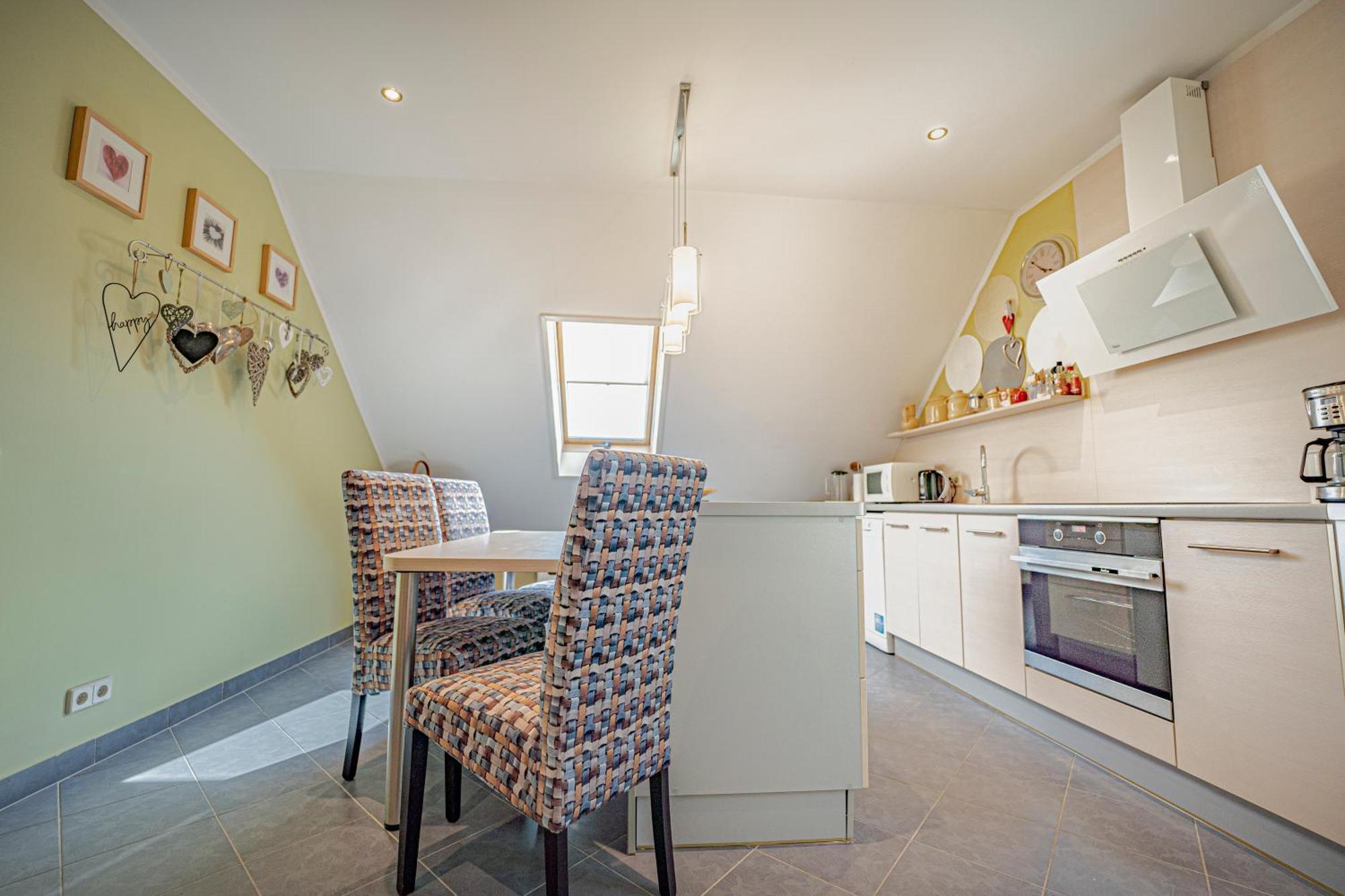 Dom Ogrodnika Appartement Jezow Sudecki Buitenkant foto