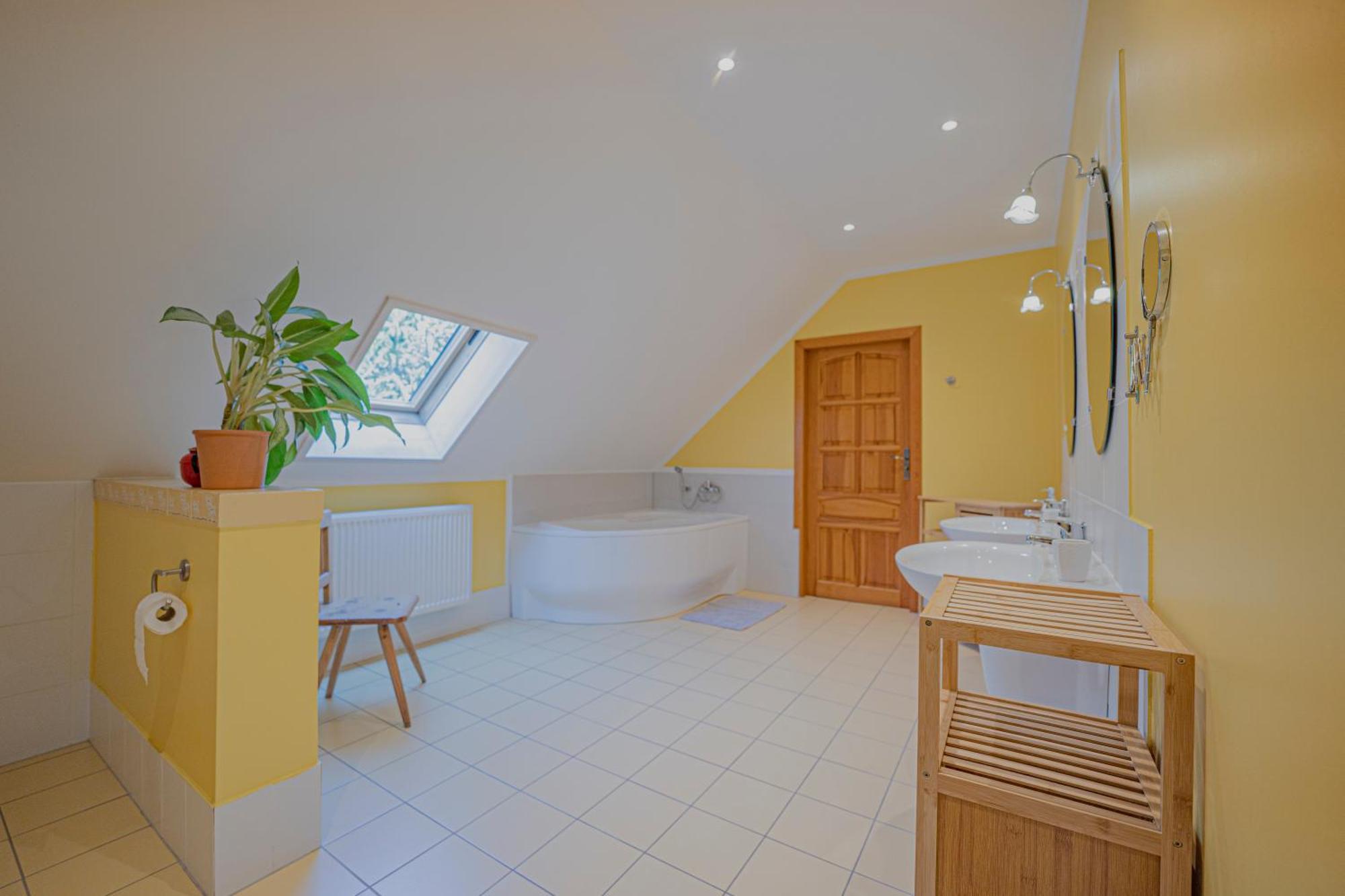Dom Ogrodnika Appartement Jezow Sudecki Buitenkant foto